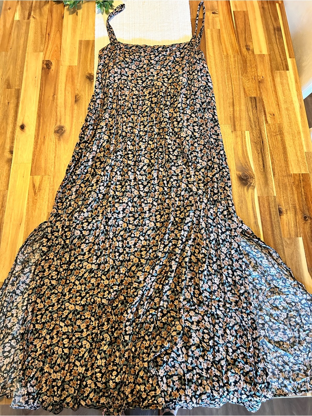 Natural Life Patti Side Slits Boho Maxi Slip Dress Black Ditsy Floral Print  M